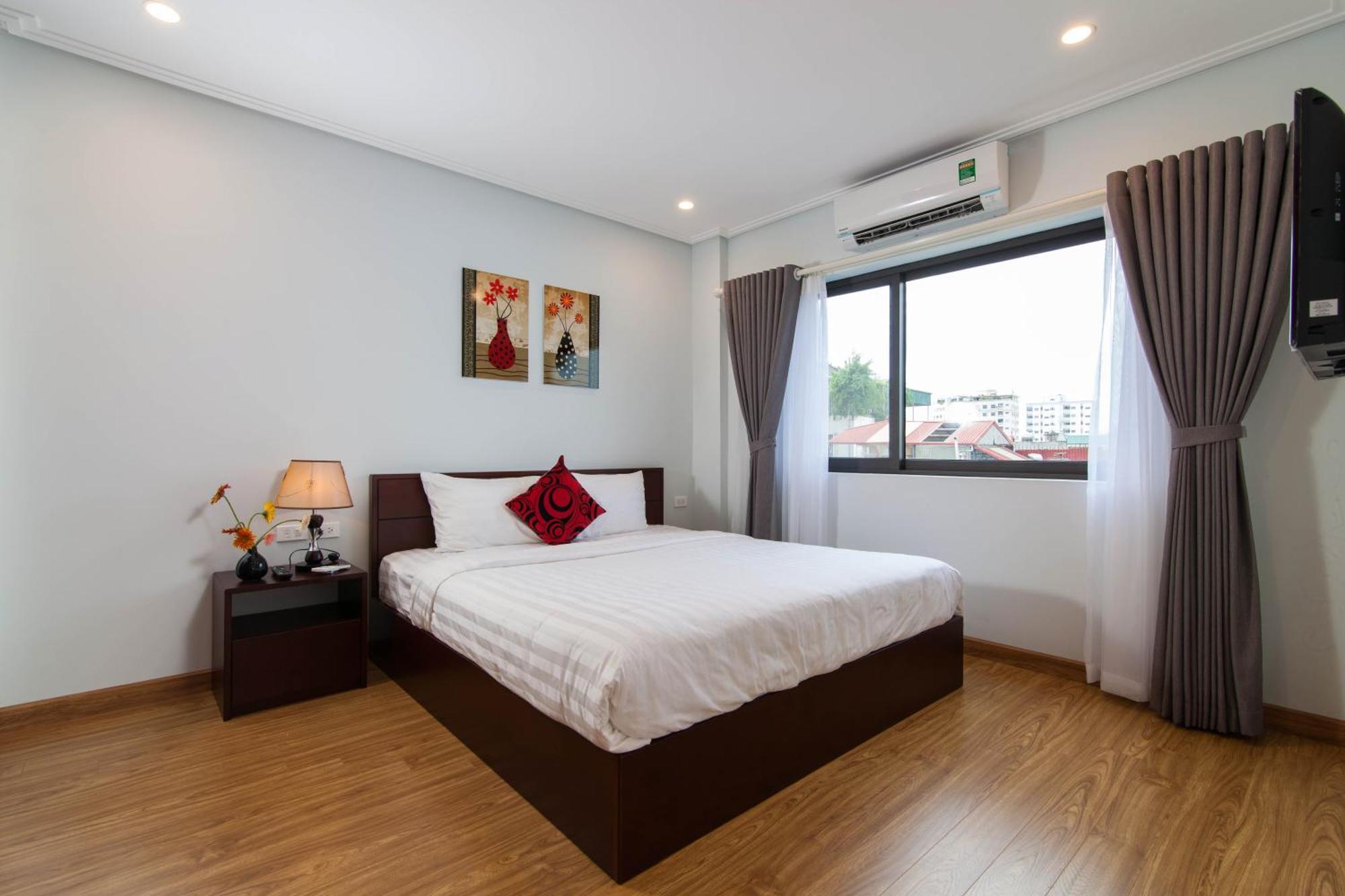 Sumitomo 8 Apartment - Alley 21 Linh Lang Hanoi Dış mekan fotoğraf