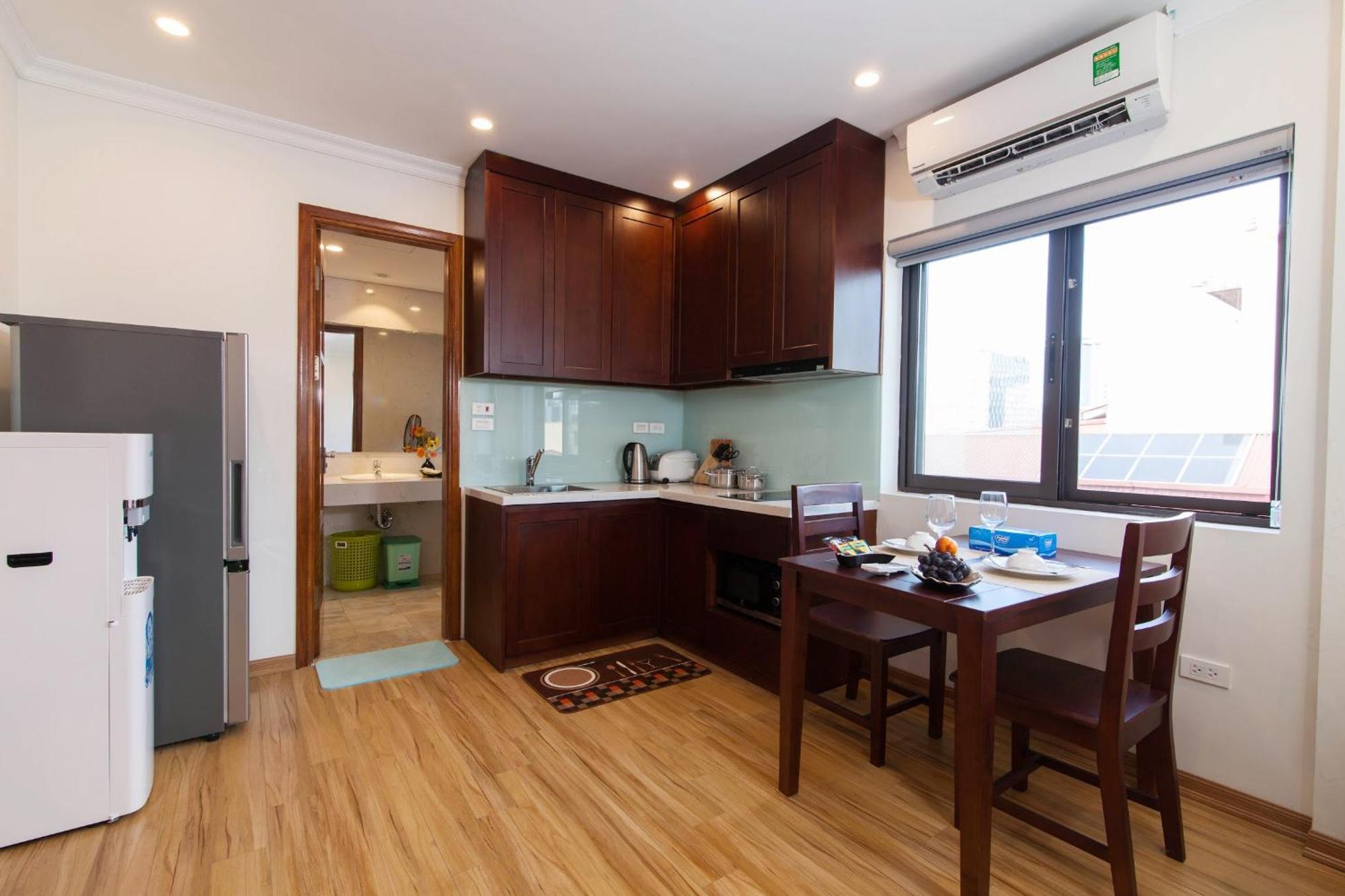 Sumitomo 8 Apartment - Alley 21 Linh Lang Hanoi Dış mekan fotoğraf